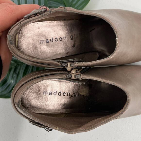 Madden Girl Gray Side Zip Buckle Peep Toe Stiletto Heel Ginny Ankle Bootie Shoes - Picture 2 of 12